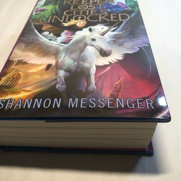 Unlocked Book 8.5 by Shannon Messenger: New Hardcover - Picture 3 of 7